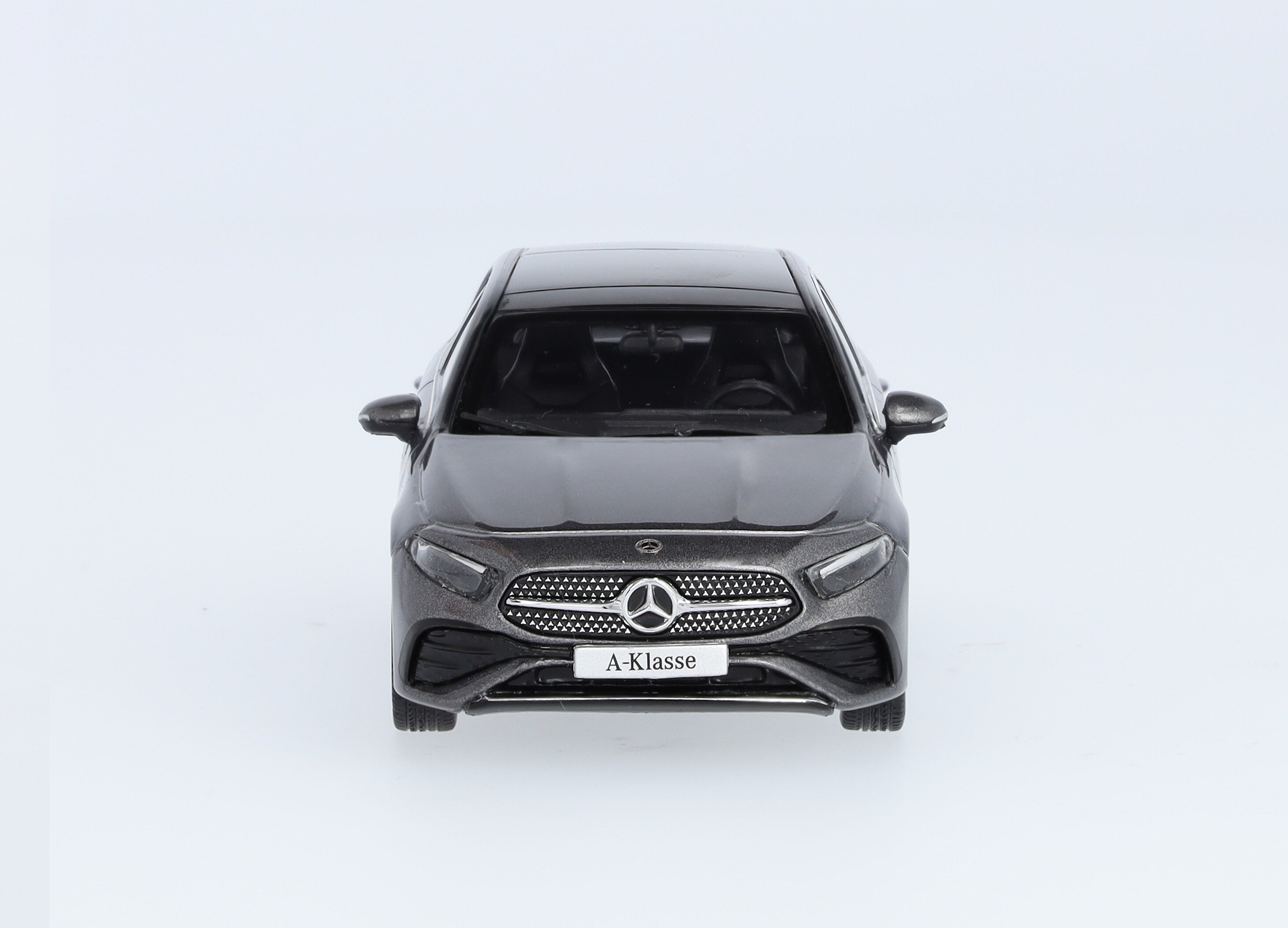 A-Klasse, Kompaktlimousine, AMG Line, W177 mountaingrau, Minimax, 1:43