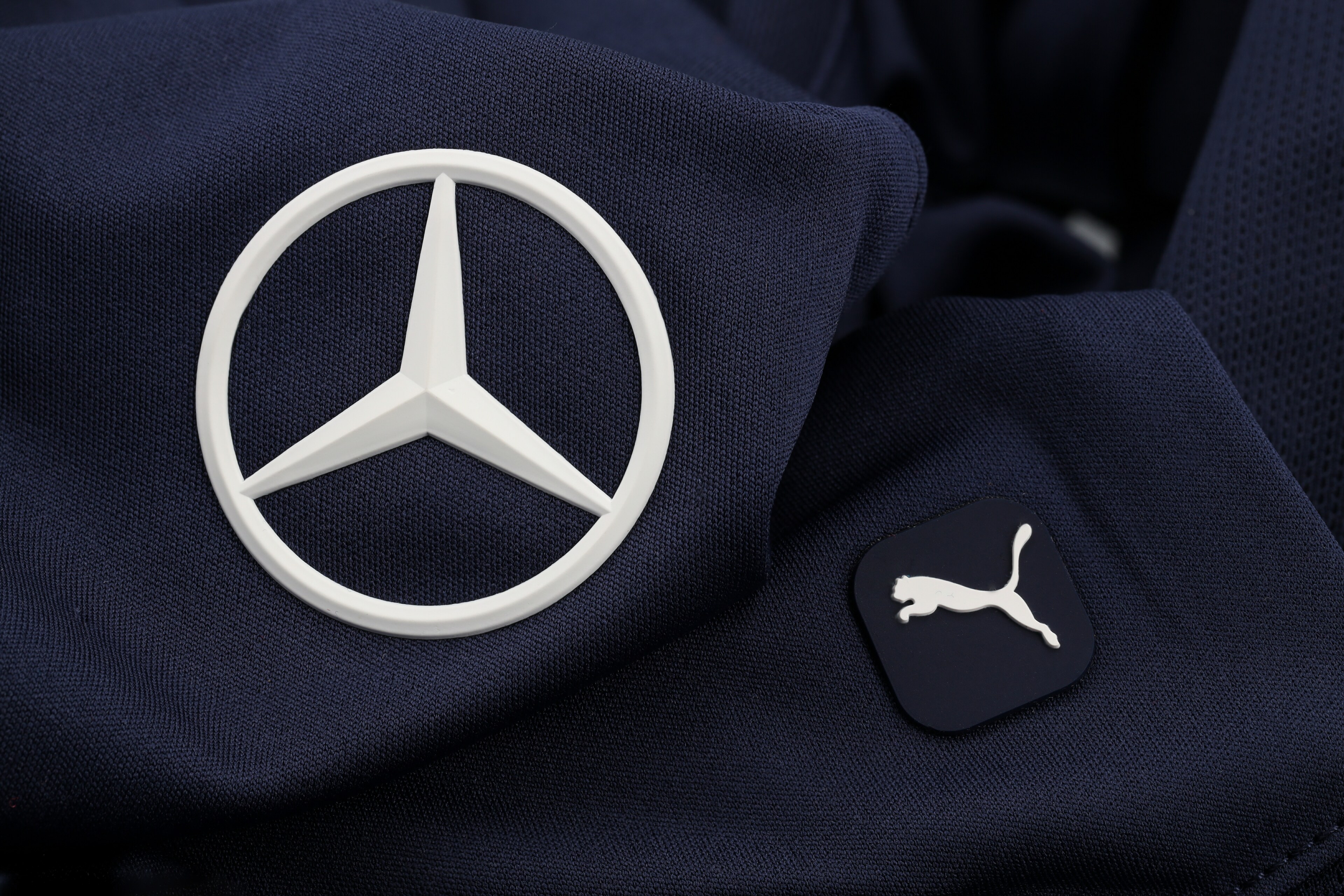 LONGSLEEVE M
