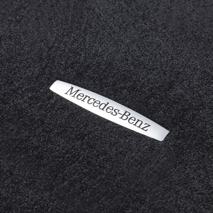 Mercedes-Benz - FUSSMATTE Teilenummer A20468059009F87 A20468059009F87