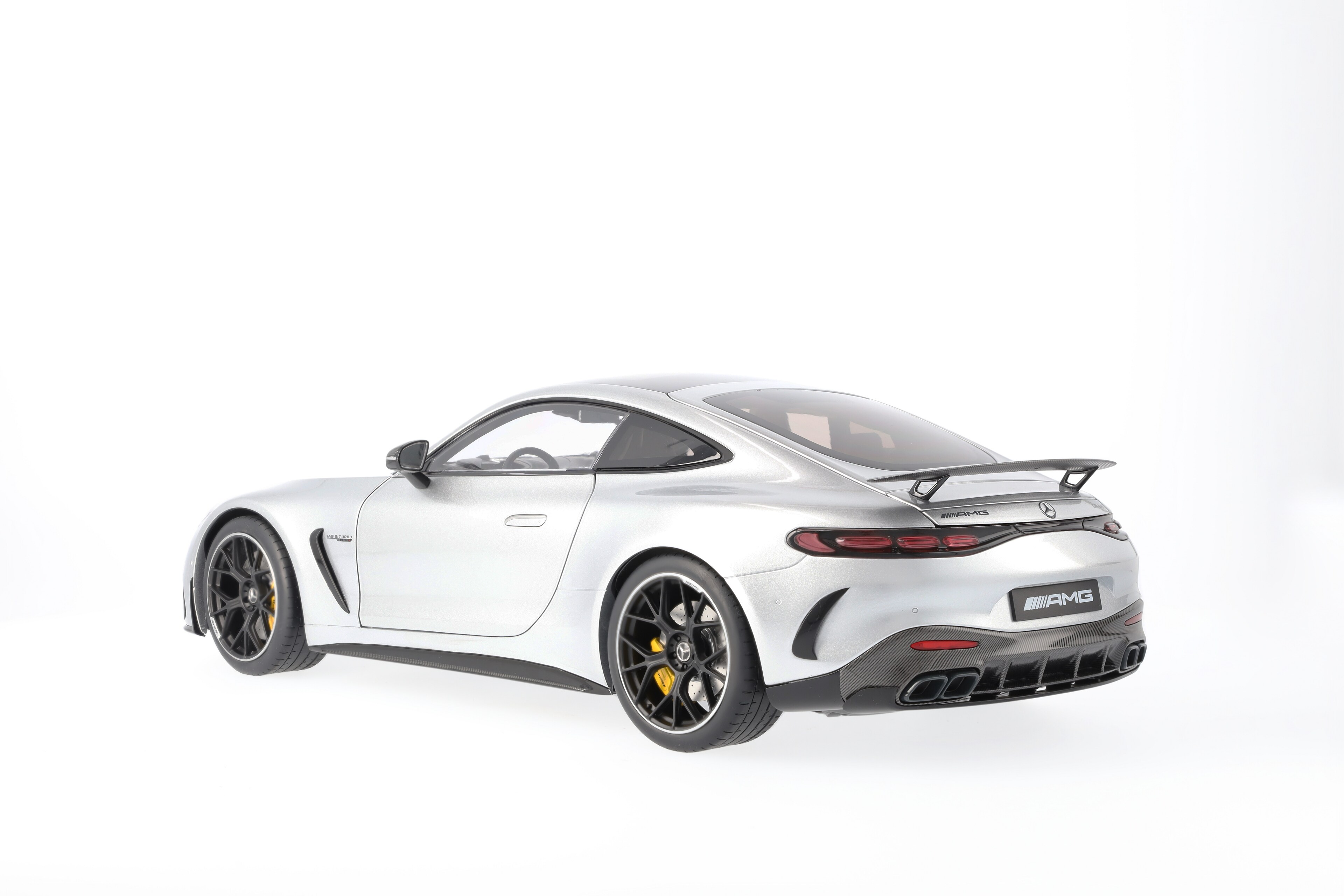 Mercedes-Benz - Mercedes-AMG GT 63 4MATIC+ hightechsilber, 1:12