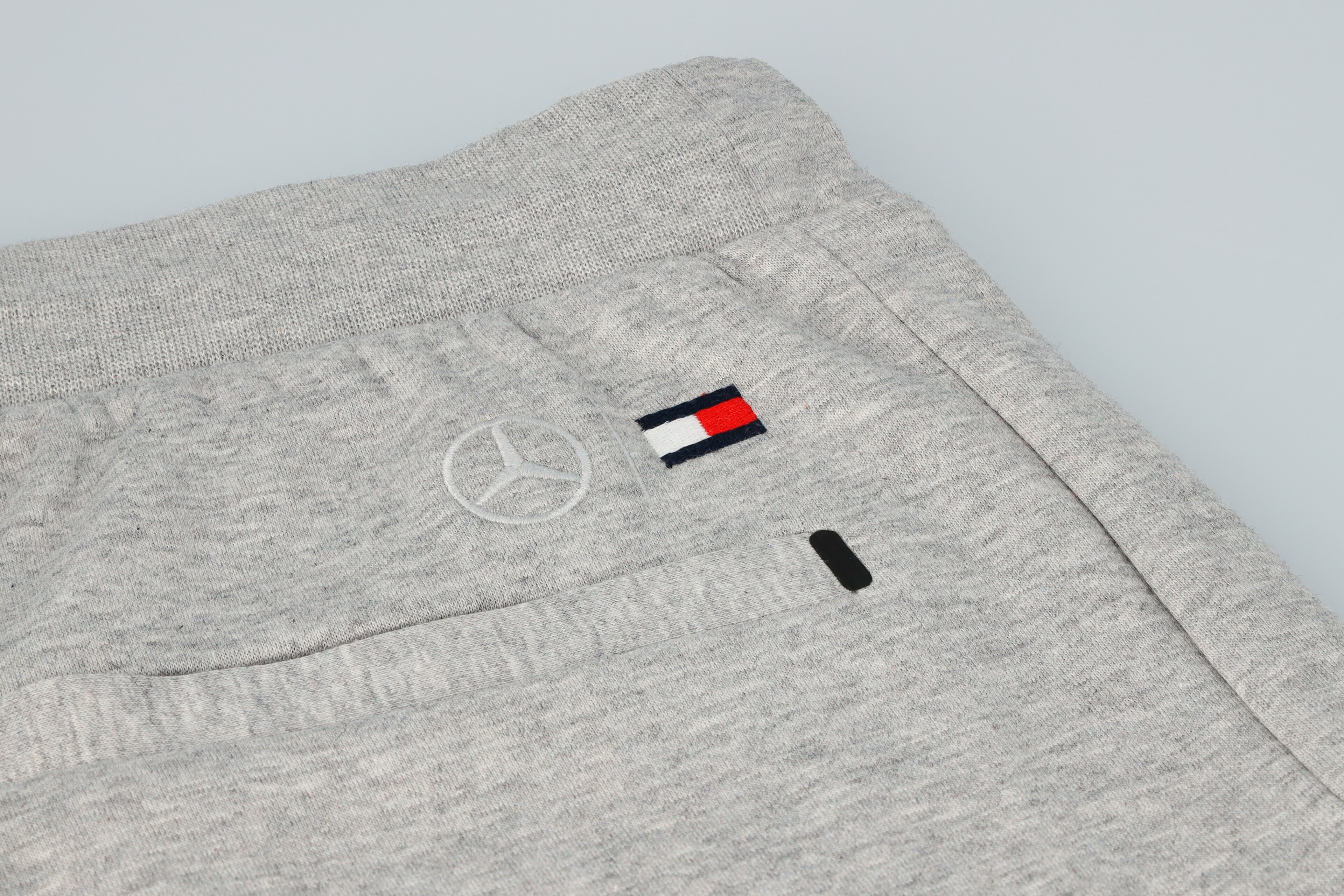 Mercedes-Benz - SWEATPANTS S