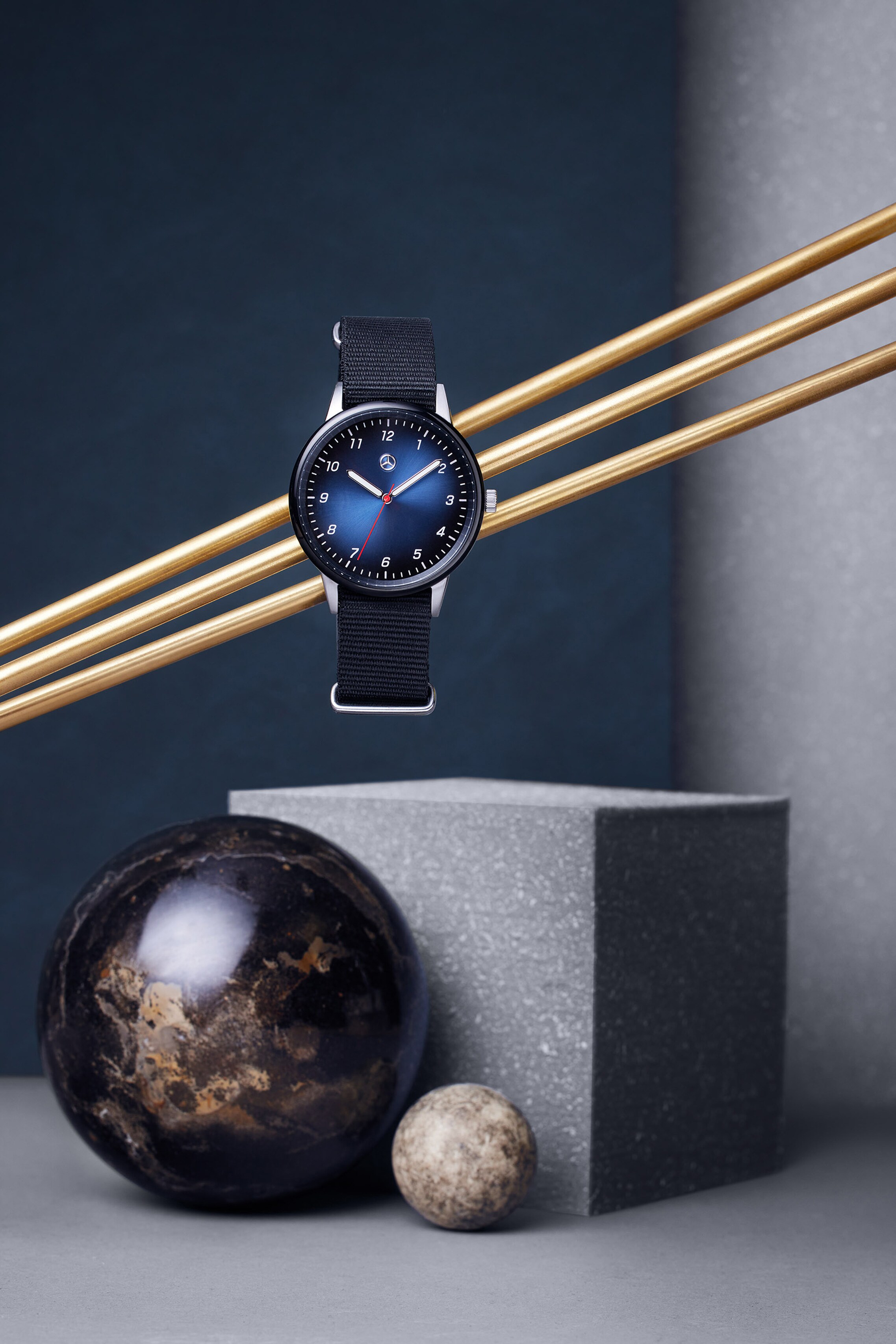 Mercedes-Benz - Armbanduhr Herren, schwarz/blau/silberfarben