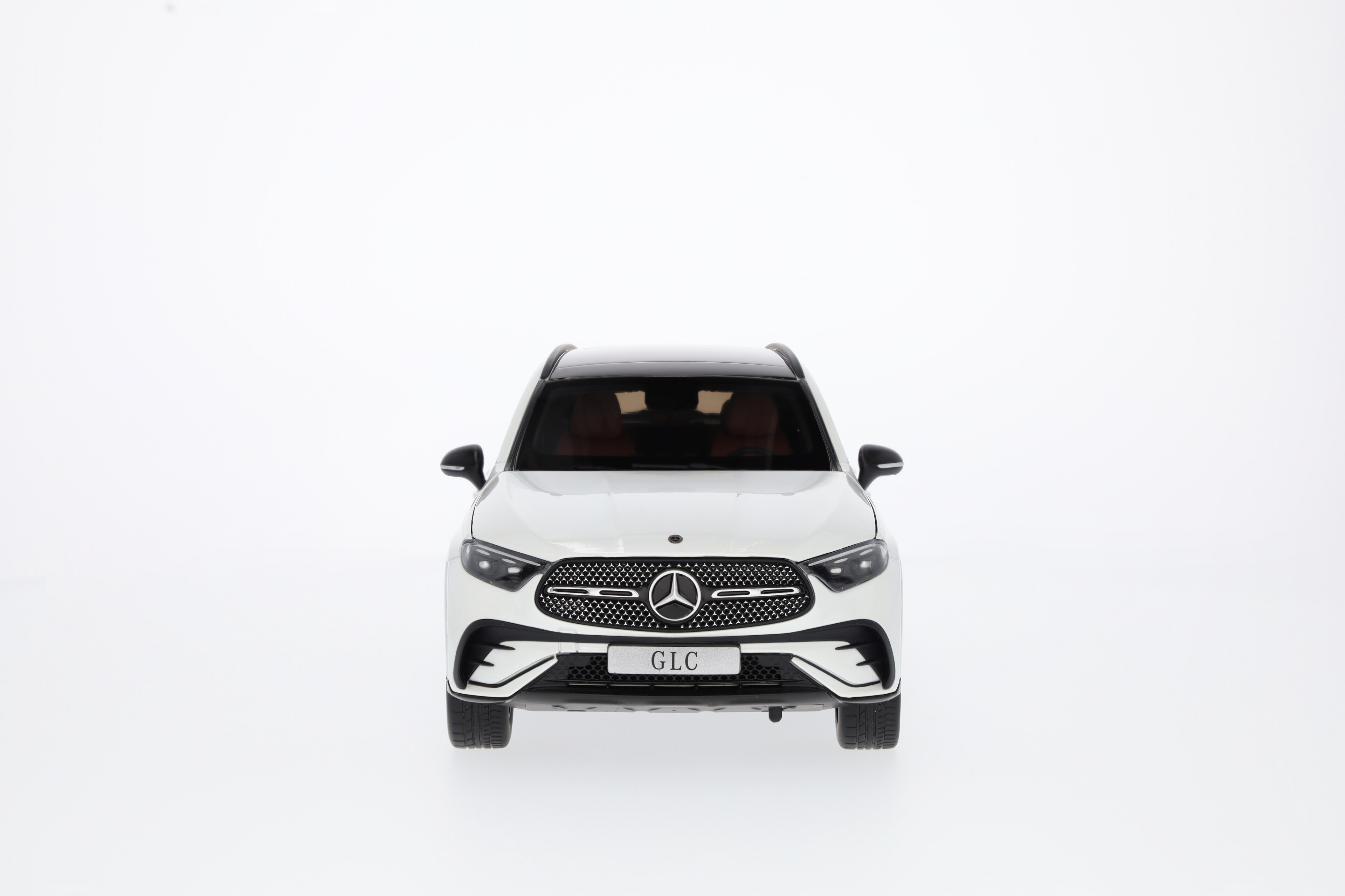 Mercedes-Benz - GLC, AMG Line, X254 MANUFAKTUR opalithweiß bright, 1:18