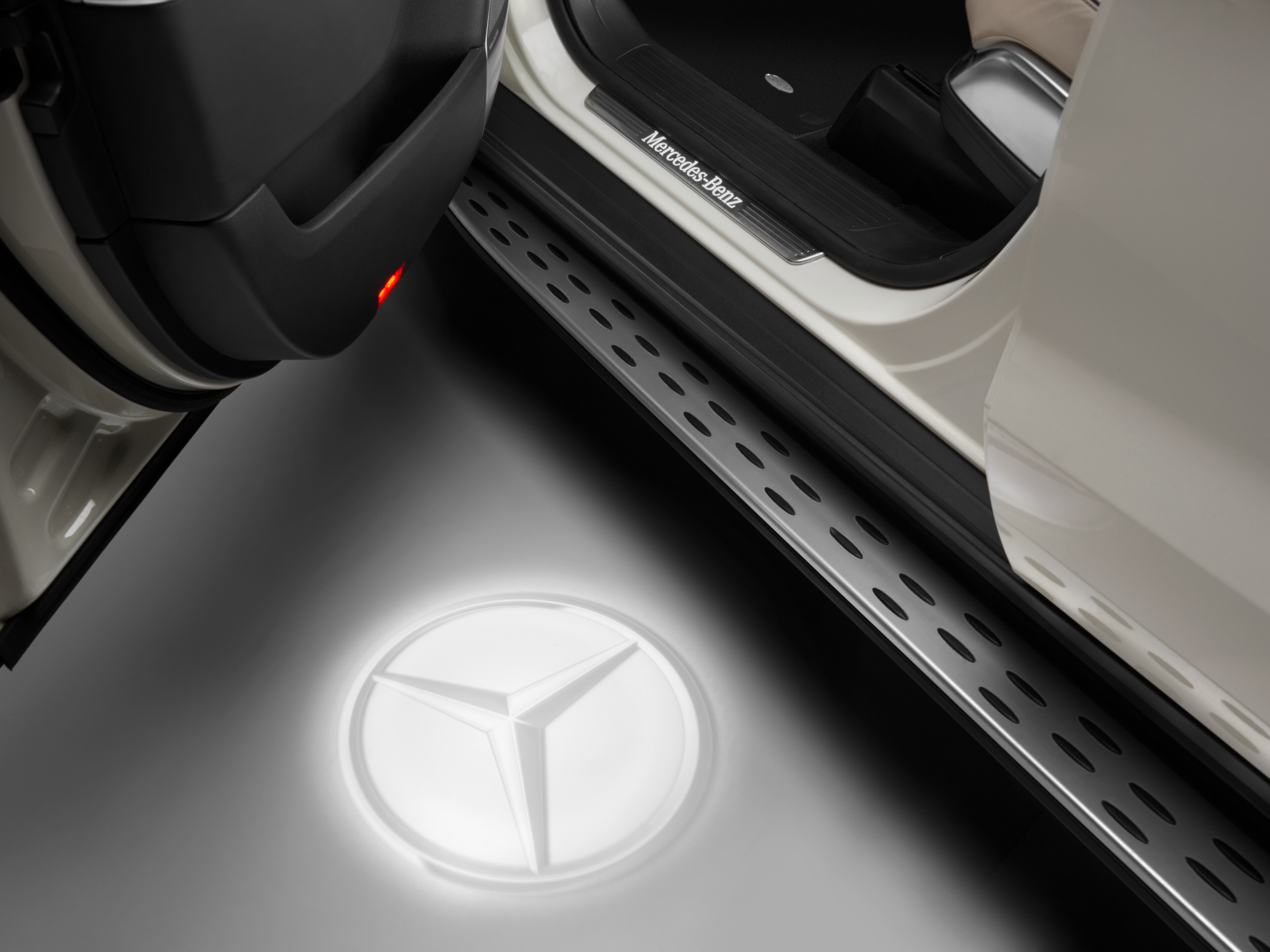 LED Projektor, Mercedes Stern
