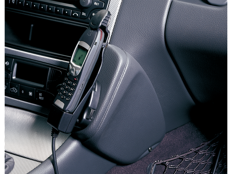 Mercedes-Benz - TELEFONKONSOLE Teilenummer B67880377 B67880377