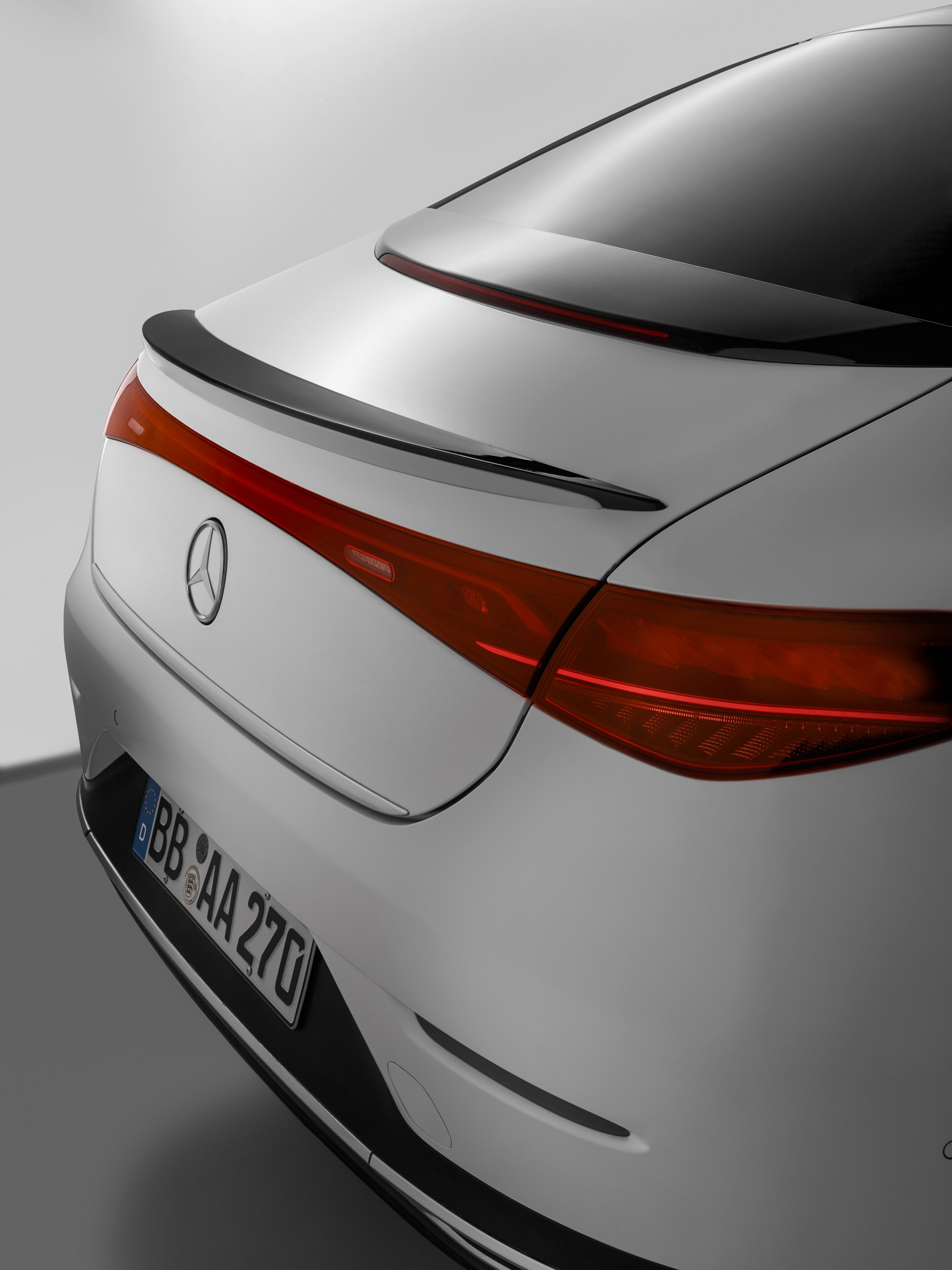 Mercedes-Benz - Heckspoiler Polyurethan, grundiert, EQE V295