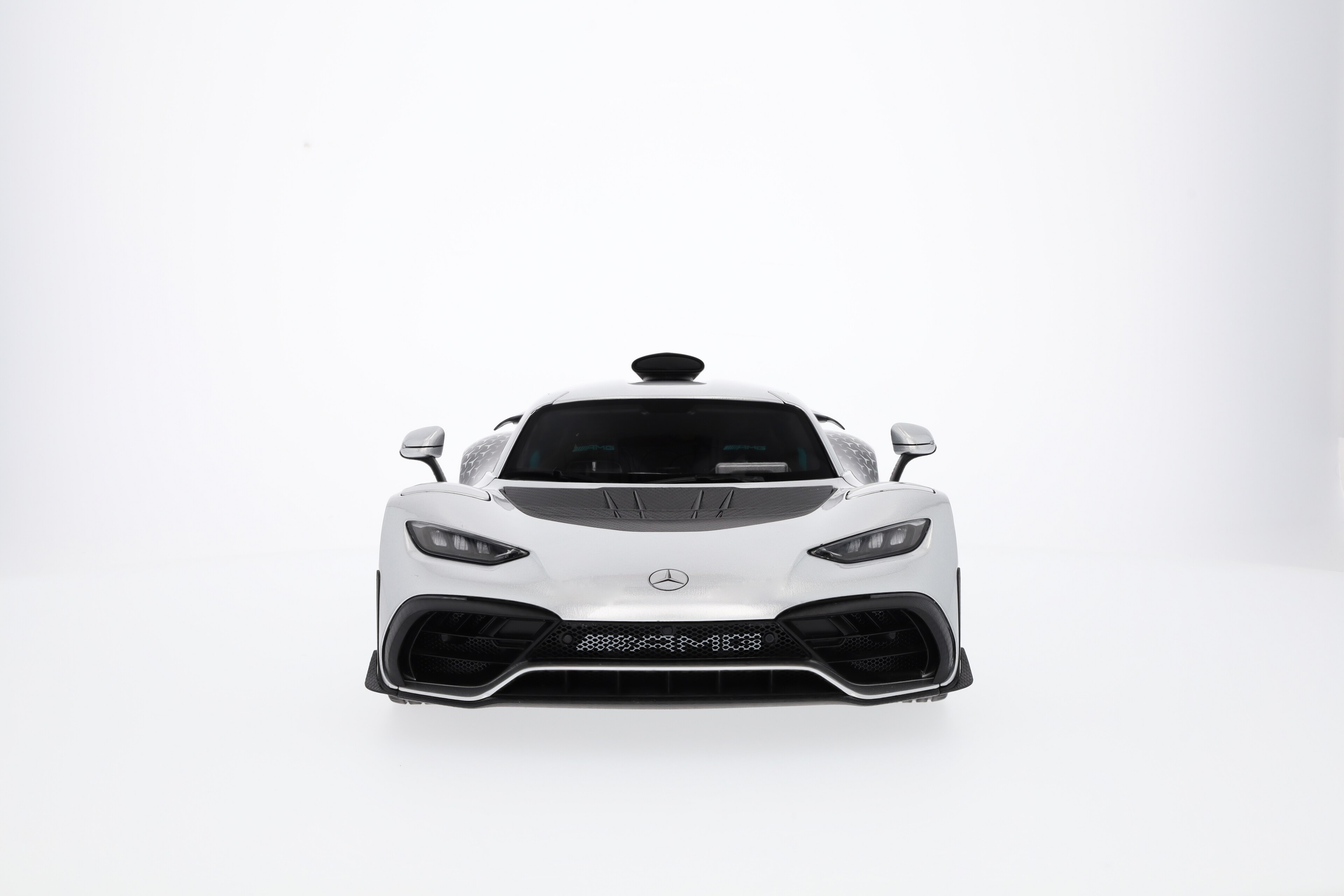 Mercedes-Benz - Mercedes-AMG ONE, C298, silberfarben, NZG, 1:12
