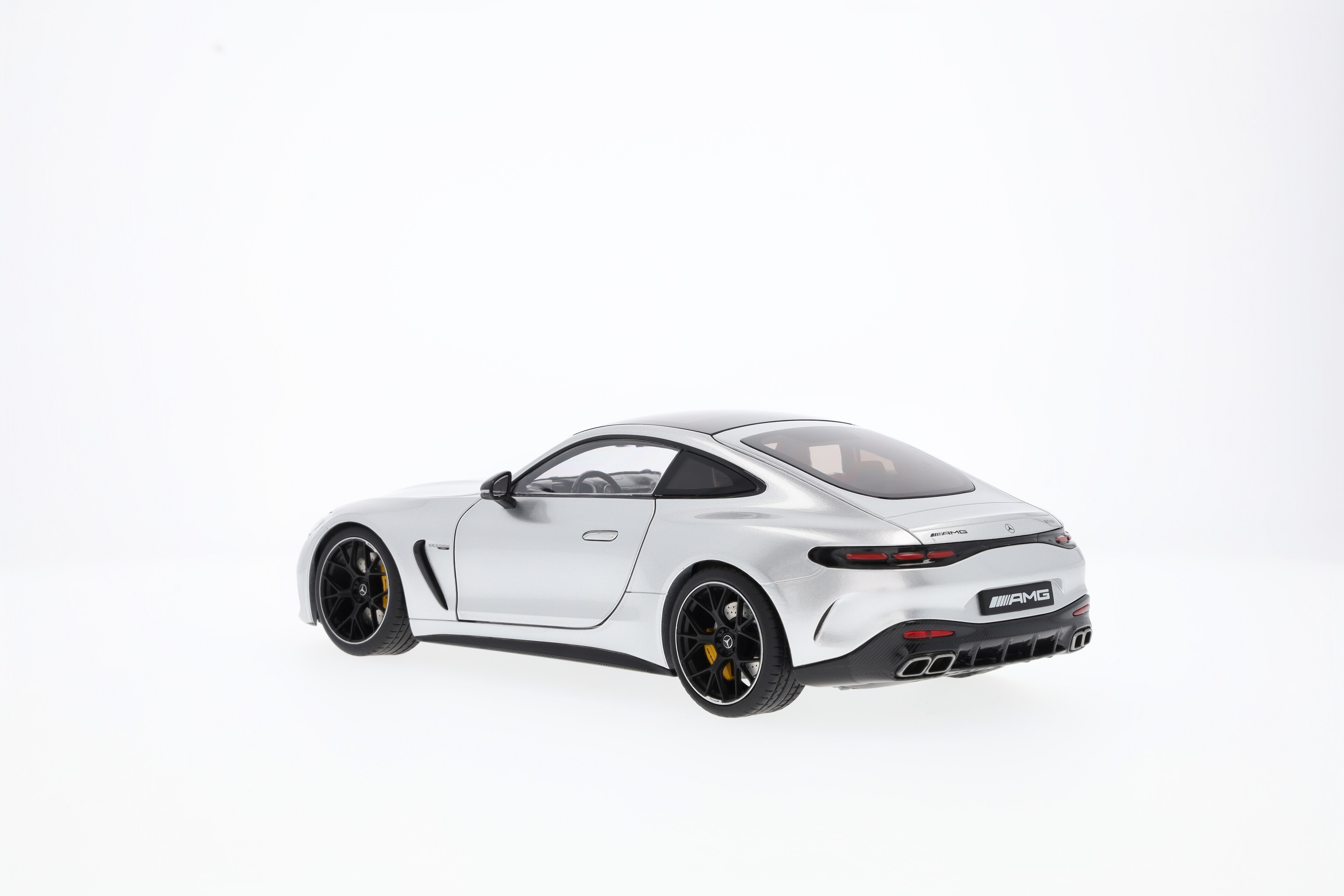 Mercedes-Benz - Mercedes-AMG GT 63, C192 hightechsilber, 1:18