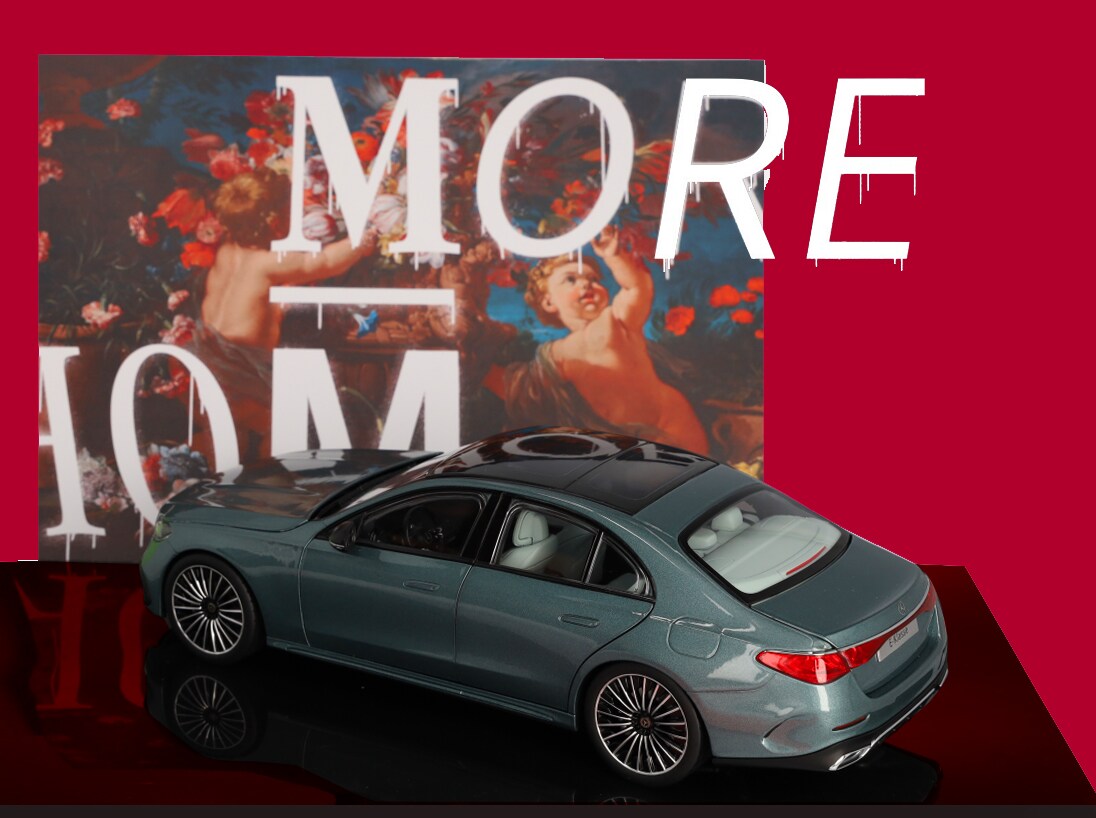Mercedes-Benz - E-Klasse, Limousine, AMG Line, W214 verdesilber, 1:18