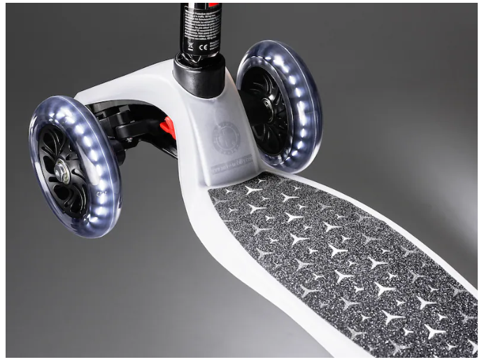 Tretroller Kinder, Maxi deluxe Flux neochrome black, Aluminium / Kunststoff, Micro Mobility Tretroller Kinder, Maxi deluxe Flux neochrome black, Aluminium / Kunststoff, Micro Mobility